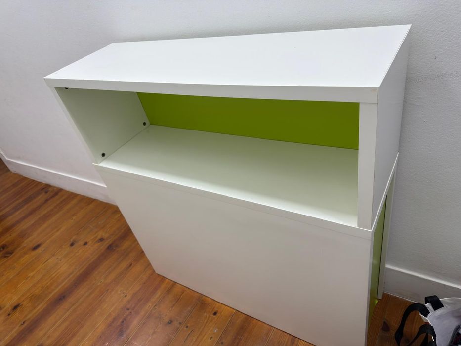 Movel com arrumação