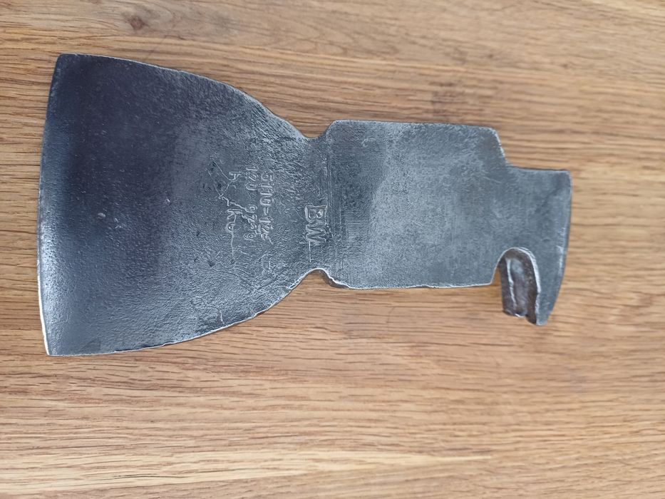 Toporek niemiecki Helko