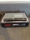 AKAI MPC Live (MK1) – stan bardzo dobry