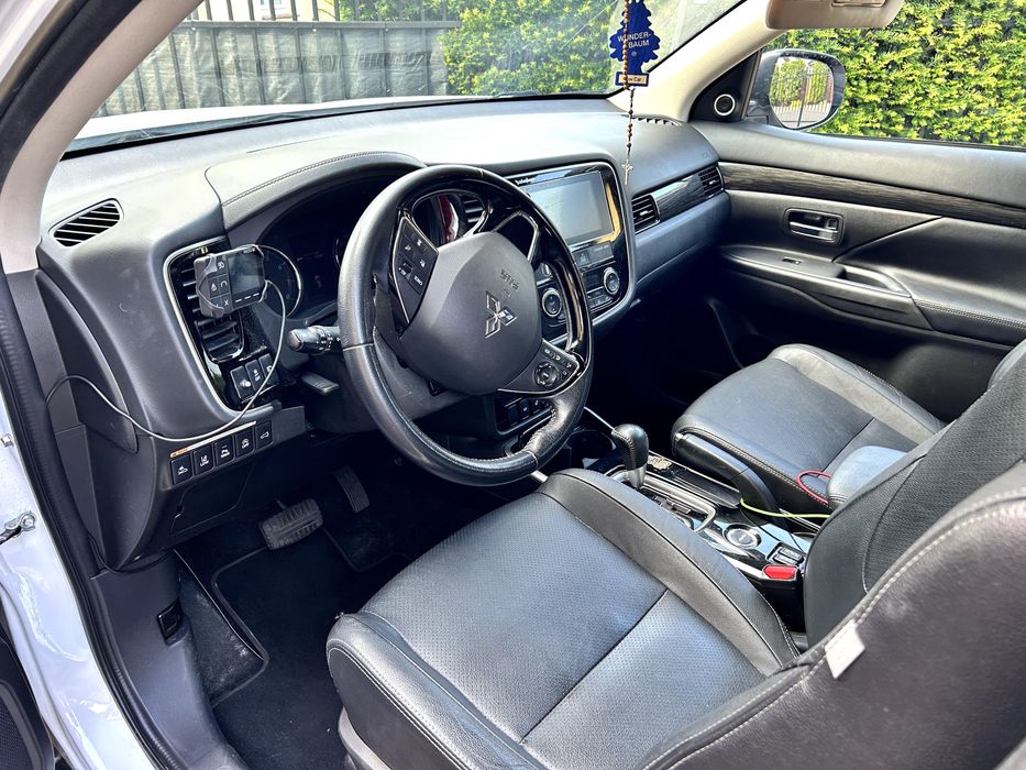 Mitsubishi Outlander 7 os. Instyle 2018 salon 1-wszy właściciel.