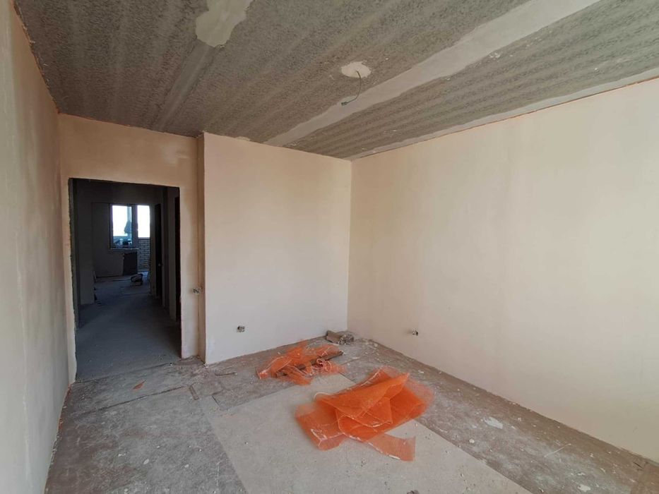 Поклейка шпалер, покраска, штукатурка, шпаклівка - майстер з досвідом