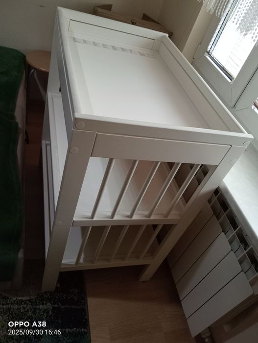Przewijak biały Ikea z półkami