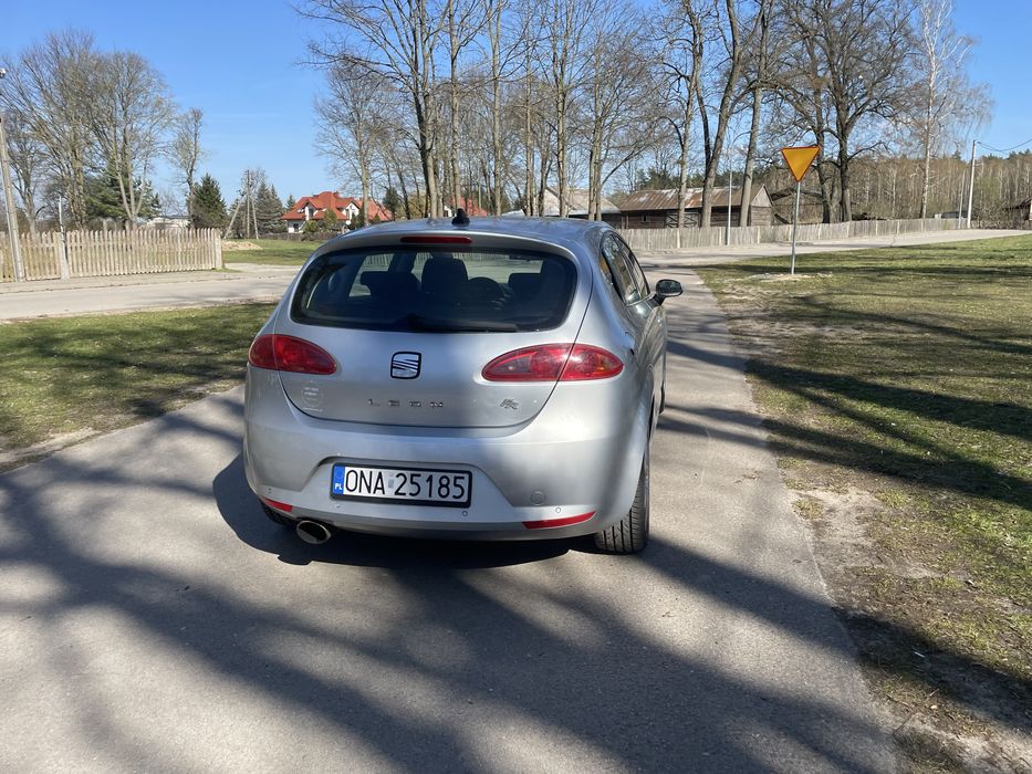 Seat leon 2 2.0 fsi benzyna alu 17 klima el szyby