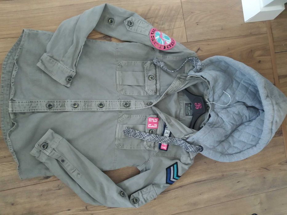 Koszula/ bluza SuperDry XS z kapturem i naszywkami