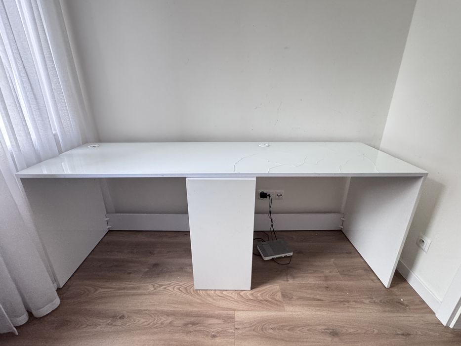 Sprzedam duże biurko 200x60 cm