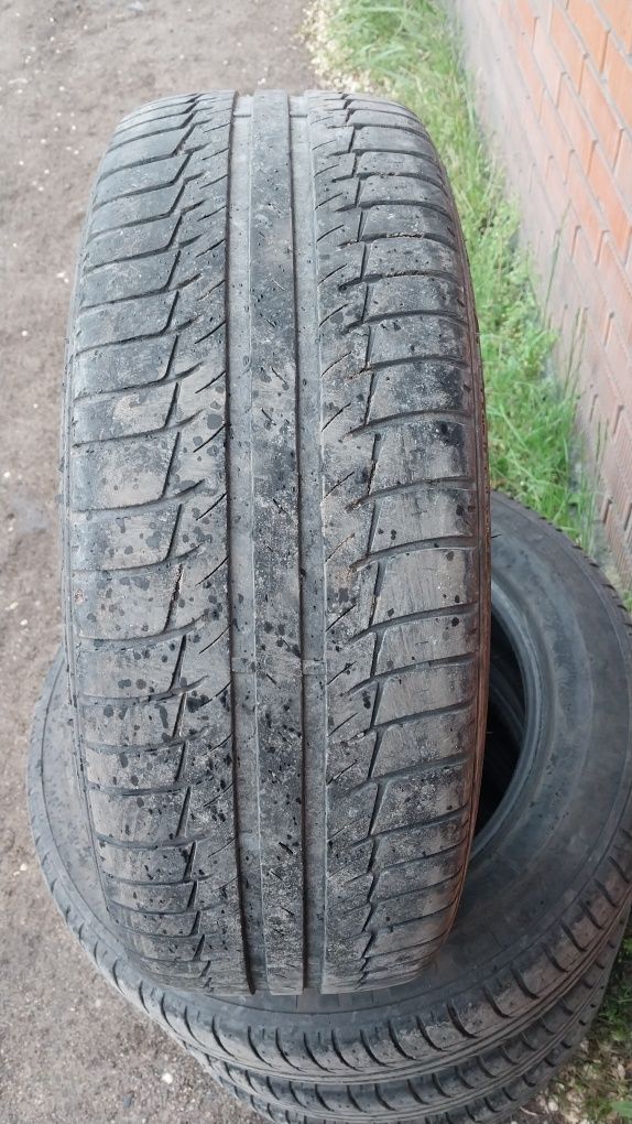 Продаю Резину 205/60 R16