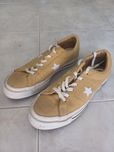 Ténis semi-novos all star converse cor mostarda