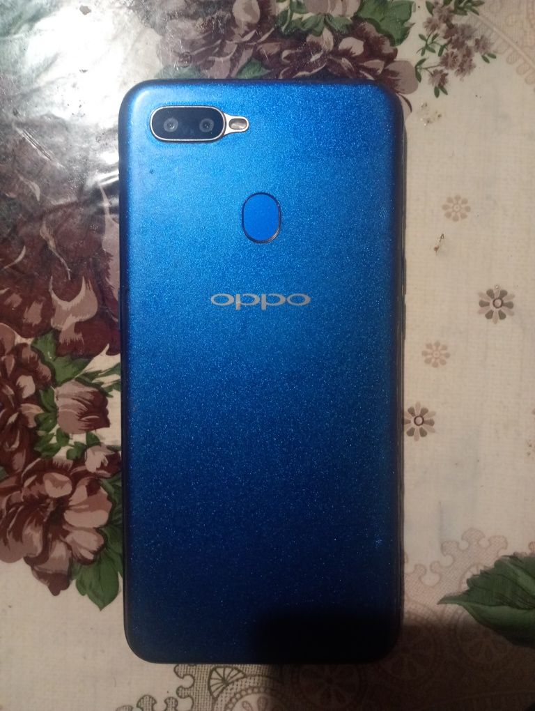 Oppo a5s в хорошем состоянии