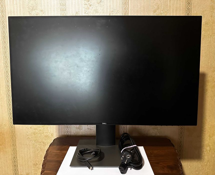 Monitor Dell UltraSharp U2721DE + cabos