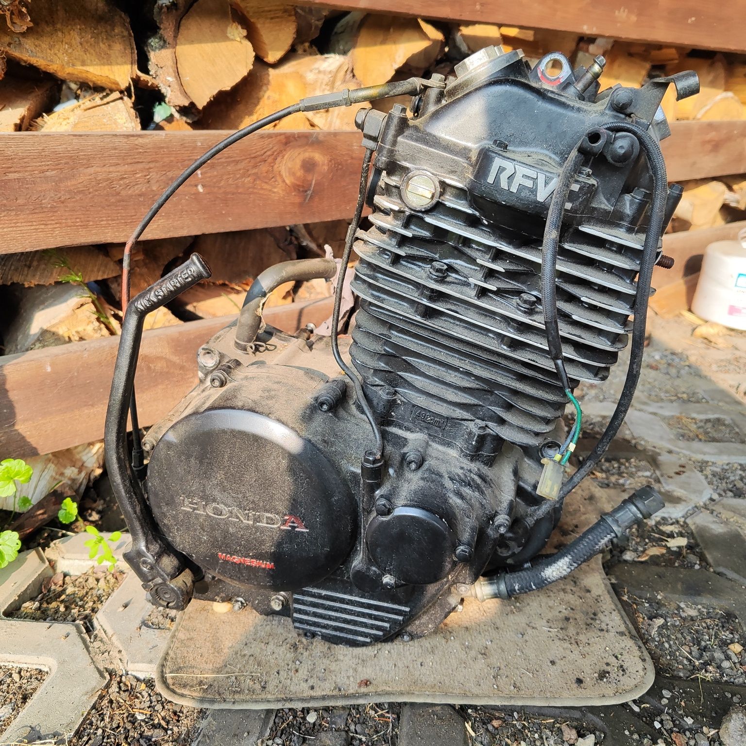 Części Honda xl xr 600 dominator pd03 650 pd04 elektryka zawias itp