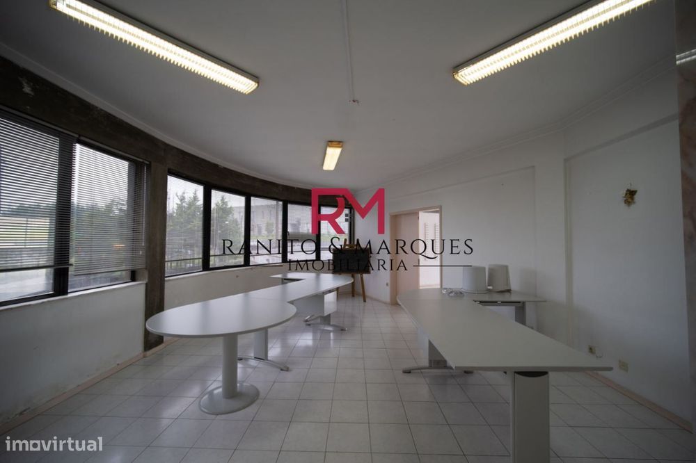 Escritórios Em Gandra