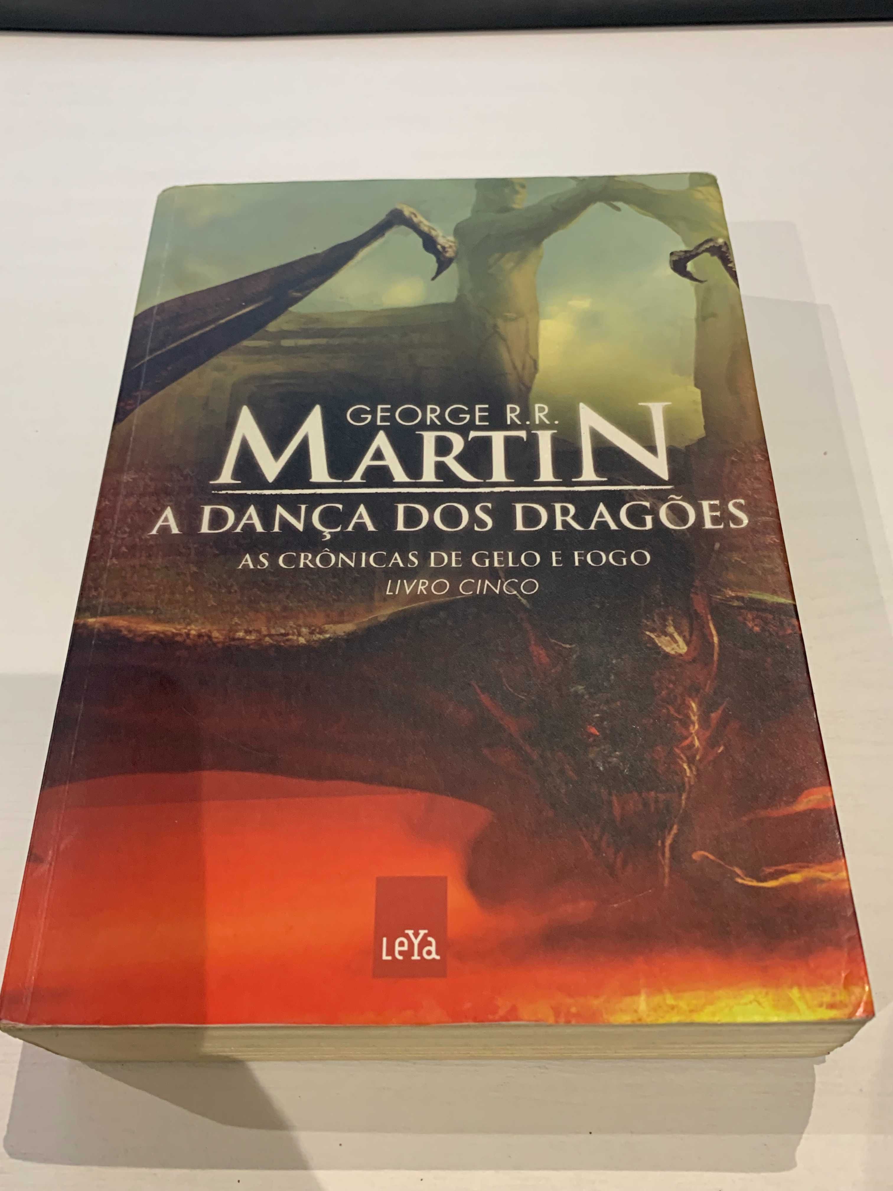 A Dança dos Dragões, Crónicas de Gelo e Fogo - V, de George Martin