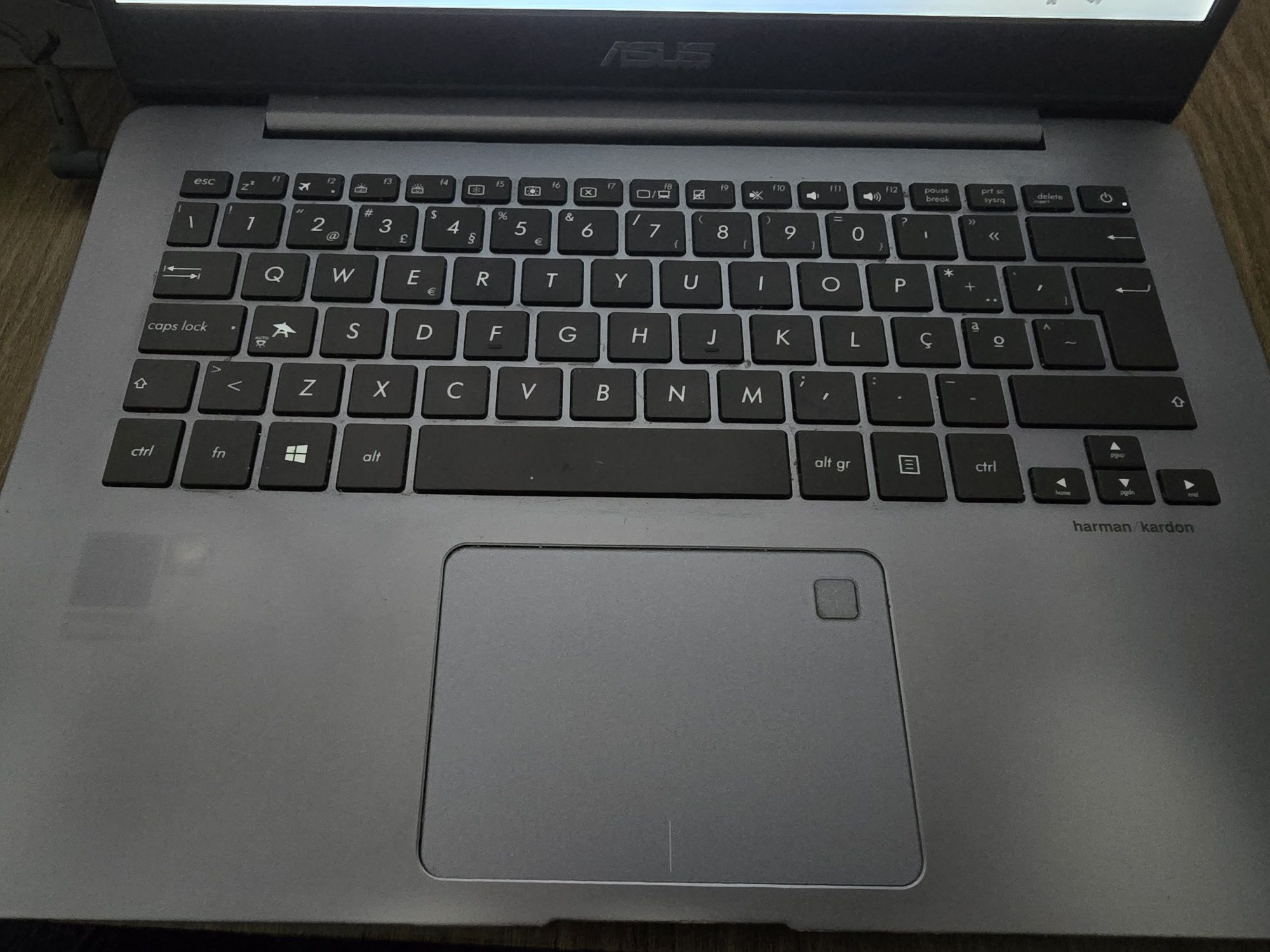 Asus ZenBook UX430U