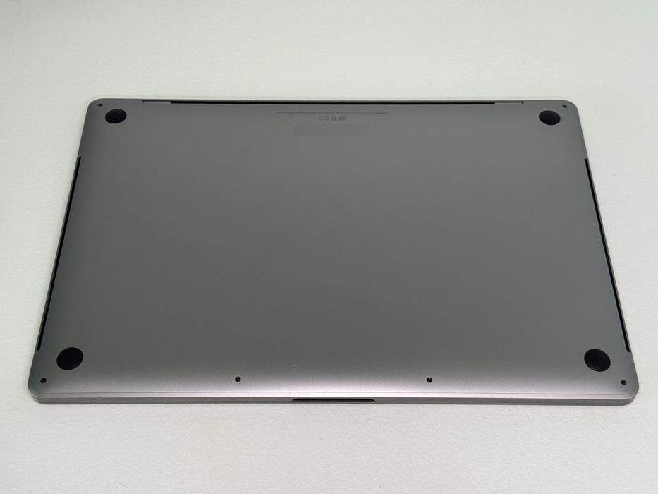 MacBook Pro 16 (A2141) - i7/32GB/512GB - faktura VAT 23%