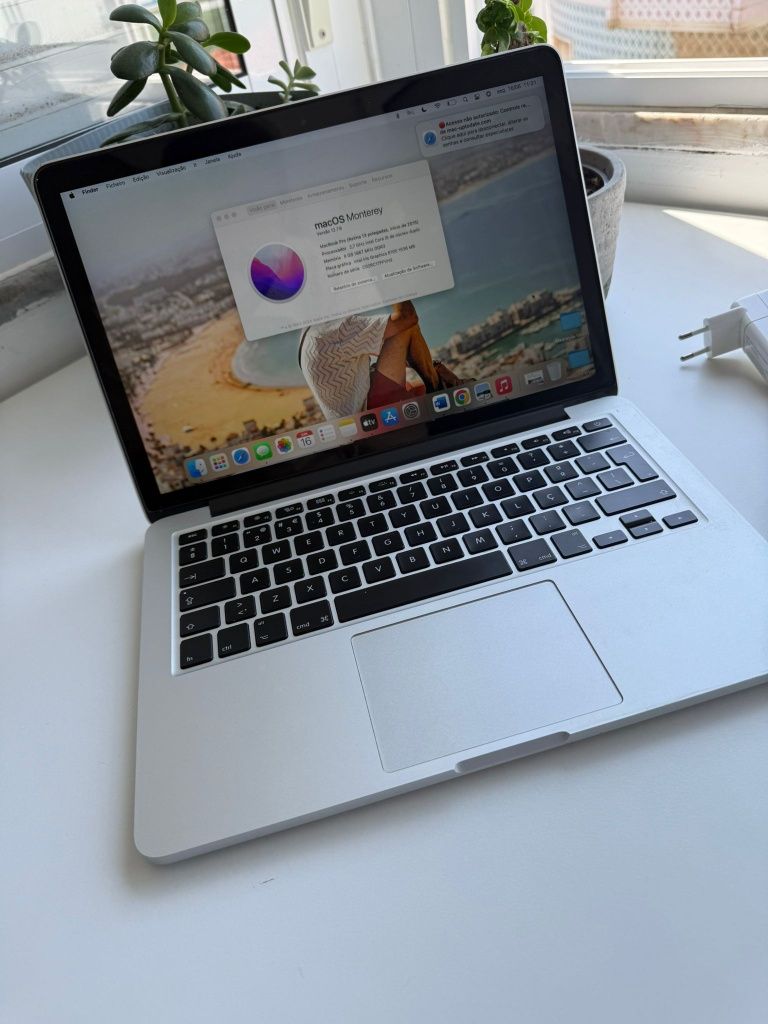 Macbook Pro Retina (Cinza)