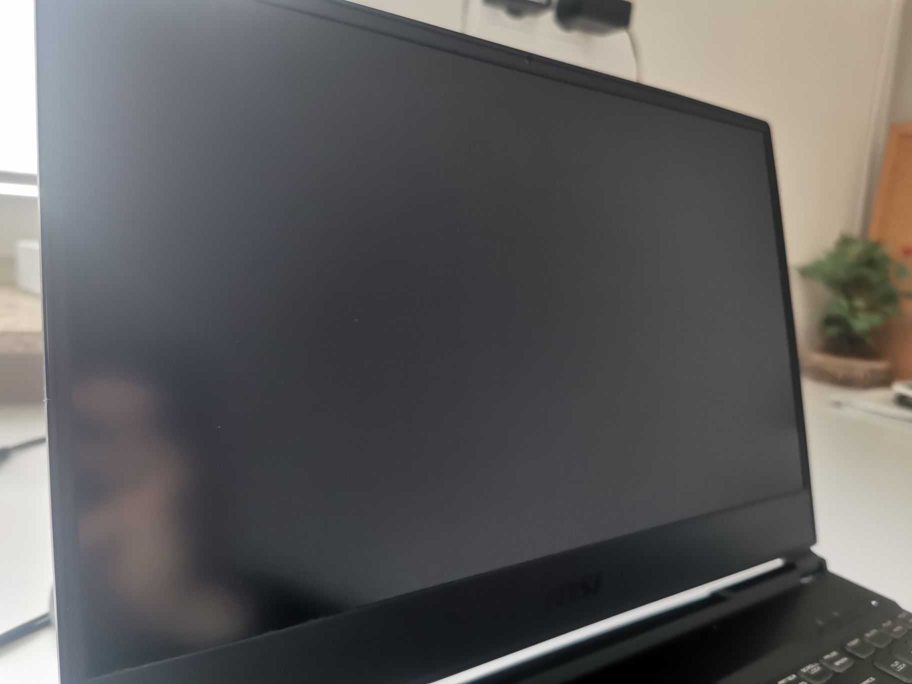 Laptop Gamingowy MSI GL65 LEOPARD GTX1650 SSD+HDD 120HZ 8GB RAM RGB