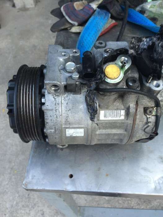 Compressor AC Mercedes W203 Classe C 2001