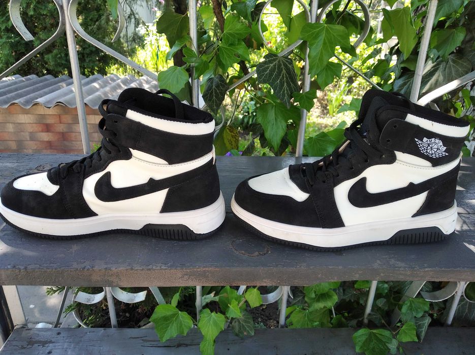 Продам кроссовки Nike Air Force I размер 36 длина по стельке 22.5 см