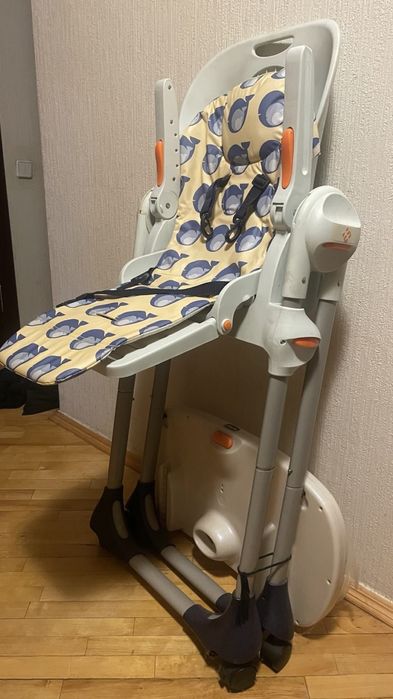 Дитячий стільчик для годування Chicco