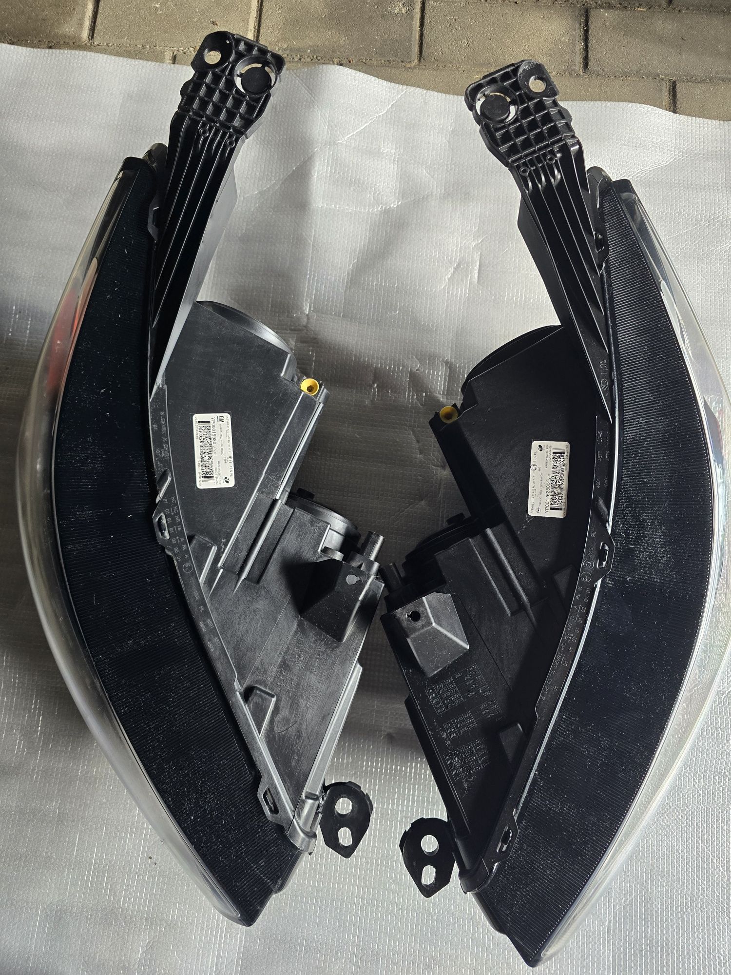 Opel Grandland X Lampa Lewa Reflektor prawa  FULL LED