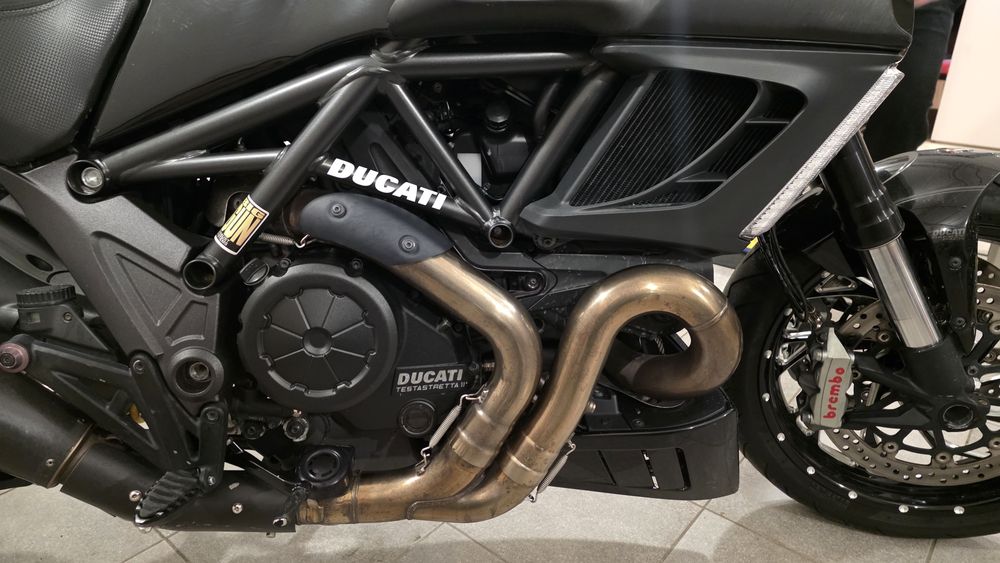 Ducati diavel 2011