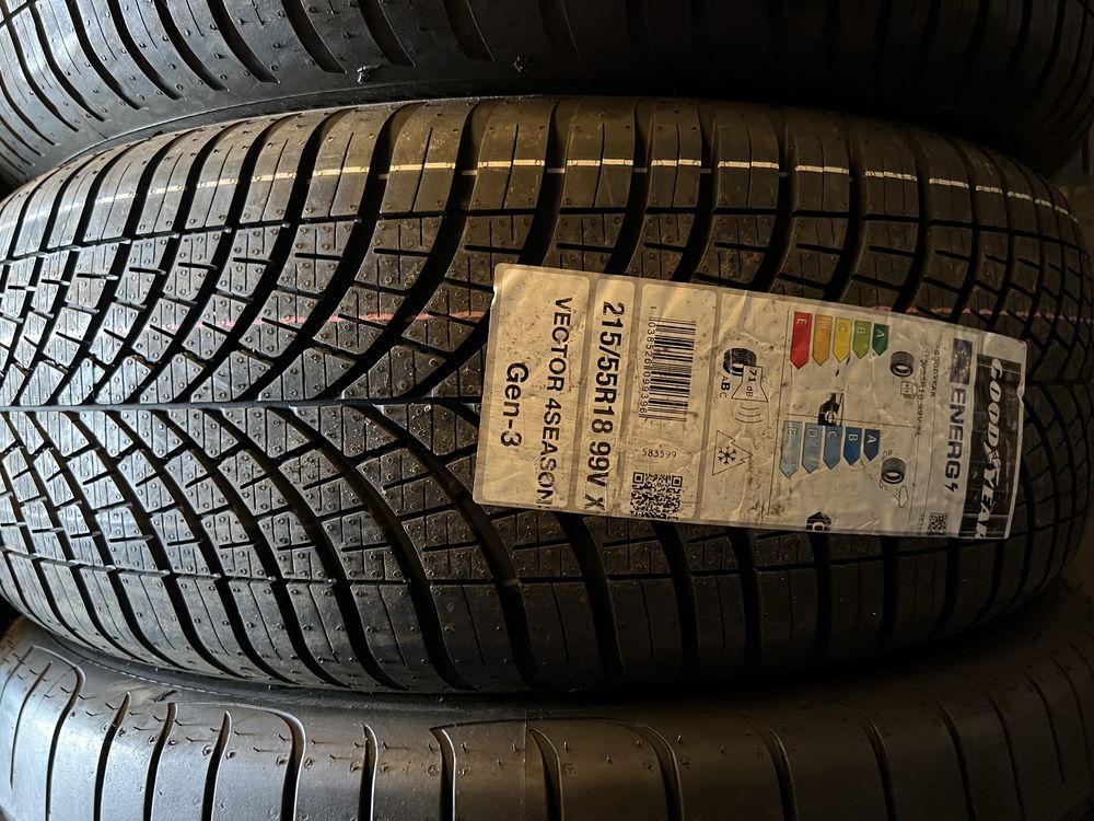 215/55 R18 Goodyear Vector 4Seasons Gen-3