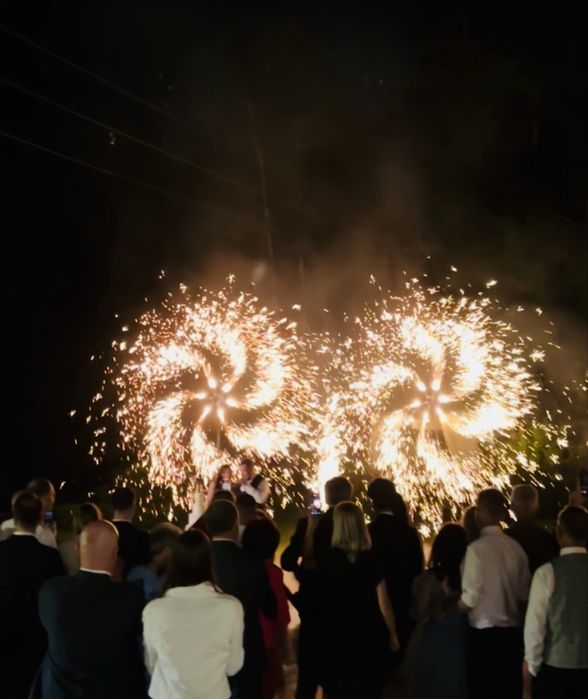 Fontanny Iskier Wiatraki Iskier Wodospad Iskier Atrakcje Weselne