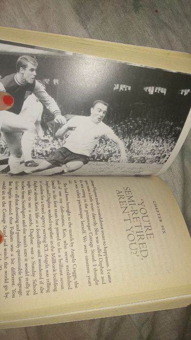 книга на английском футболист George Cohen: My Autobiography