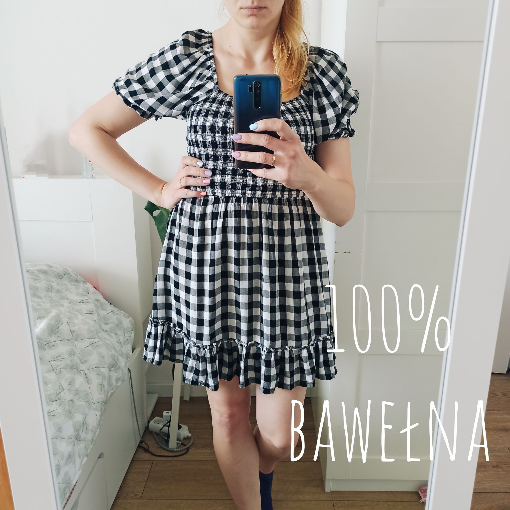 Zwiewna kraciasta sukienka z falbanką S 36 kwadratowy dekolt mini