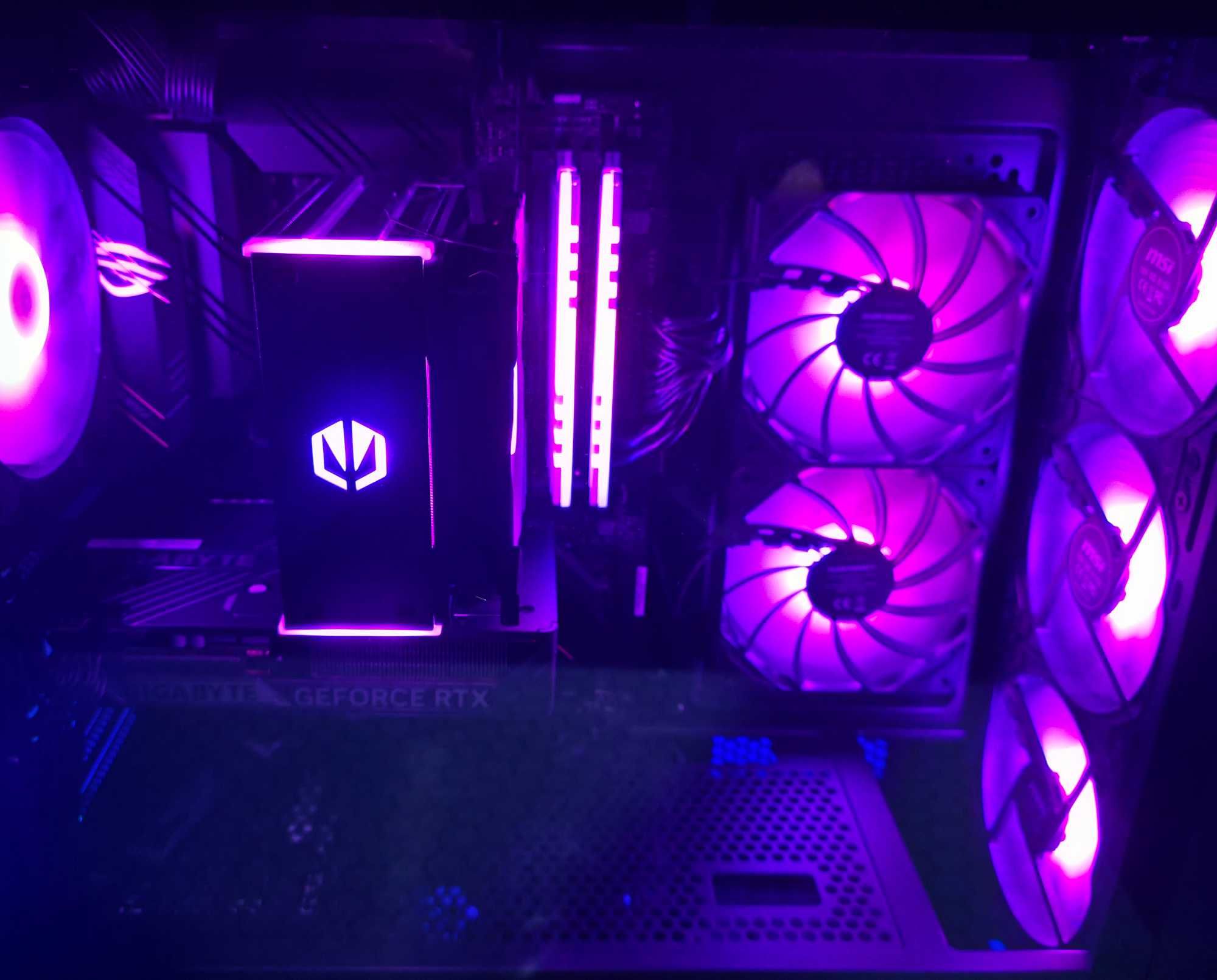 Komputer gamingowy Ryzen 5 5600, RTX 5060, DDR 4 32GB, M2 1 TB