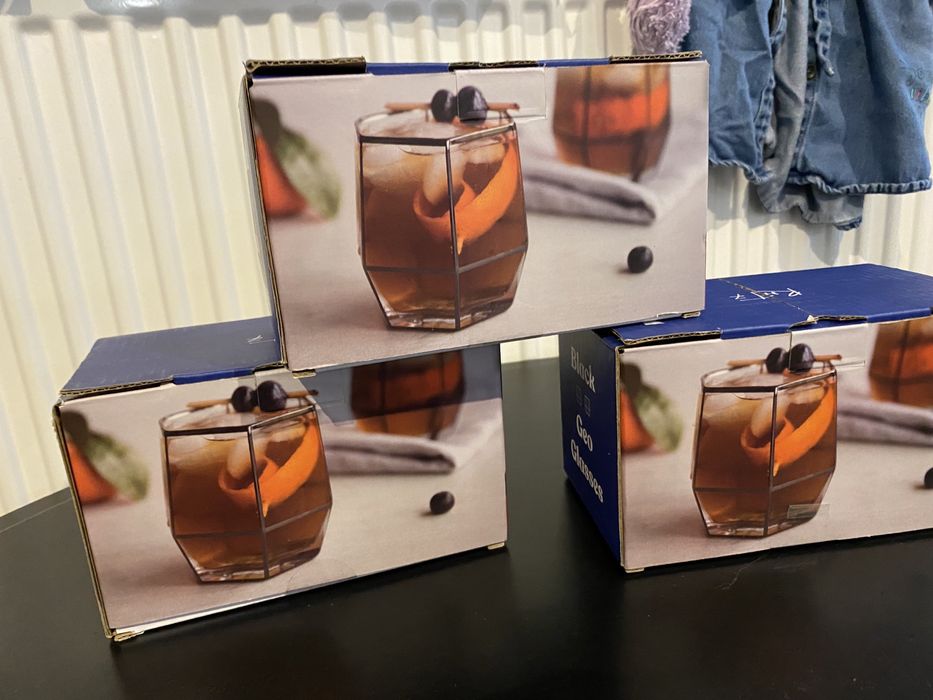 6 szt -  Szklanki do whiskey Black Geo Glasses Root 7