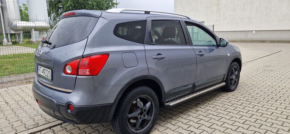Nissan Qashqai + 2 2.0 benzyna Panorama kamera 7 osób 2009 R