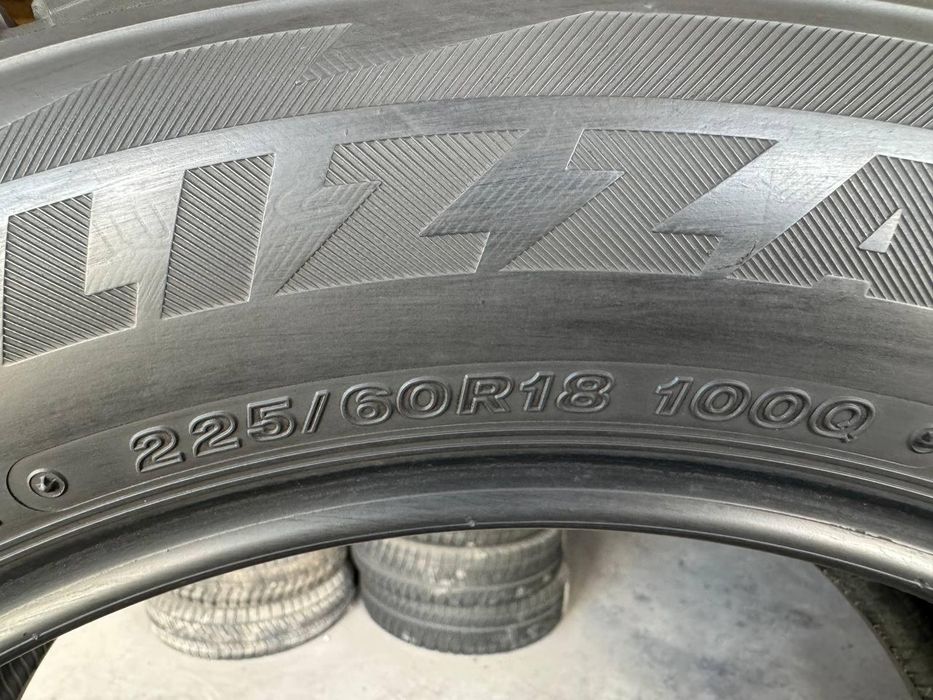 225/60 r18 bridgestone blizzak dm-v2 8mm шини бу зима