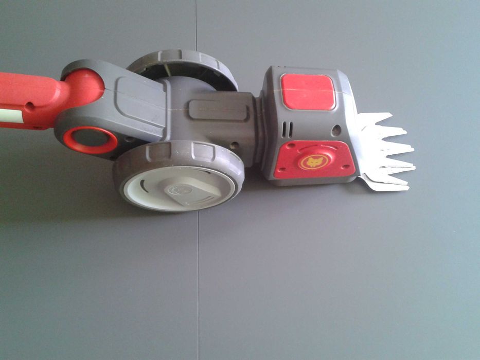 Zestaw sekator elektryczny, nożyce do trawy Wolf-Garten + ładowarka