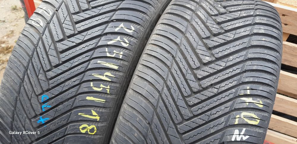 Opony Wielosezonowe 225÷45÷18÷.HANKOOK.250 zł szt.Adres-ZALESIANY 33 A