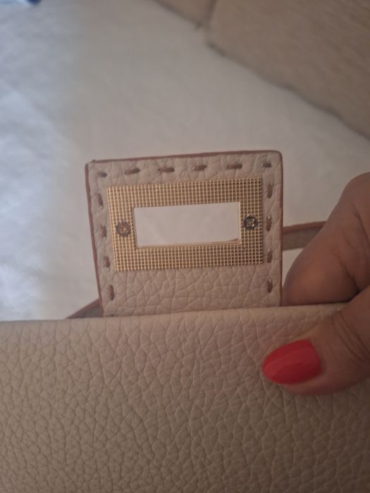 Vendo mala bege perspontada a castanho