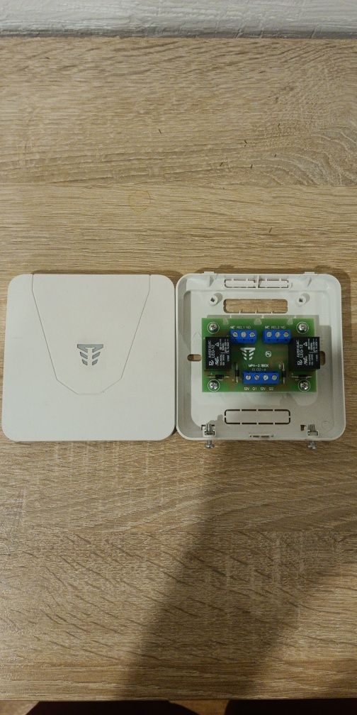МРЛ-2.1 box Модуль релейных линий.
