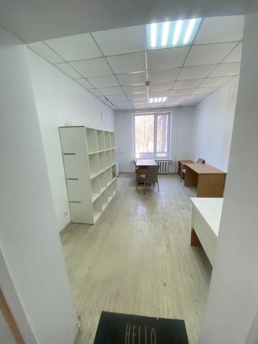 Здам офіс поруч з метро Ботанічний Сад