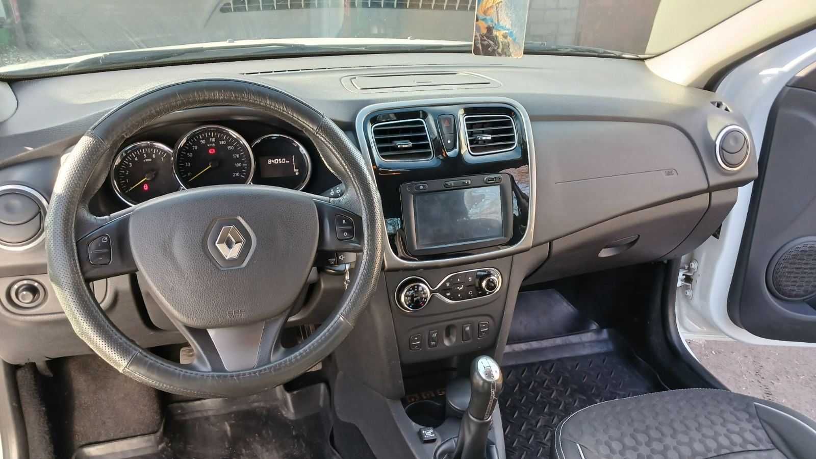 Renault Logan 2013