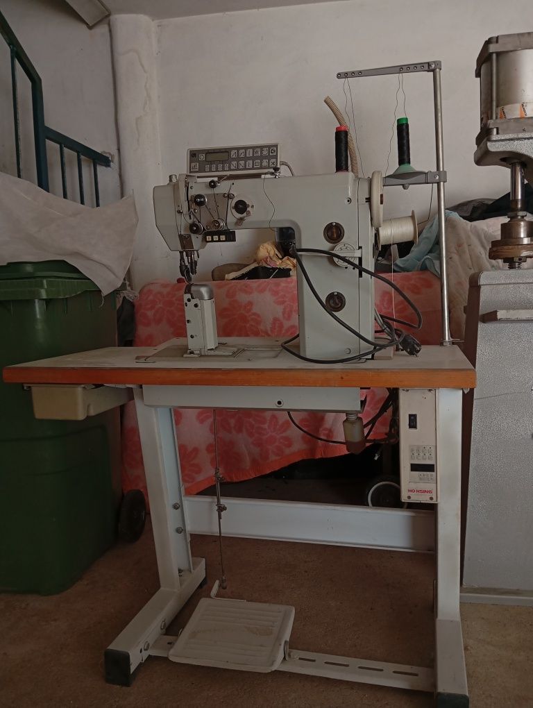 Máquina de Costura