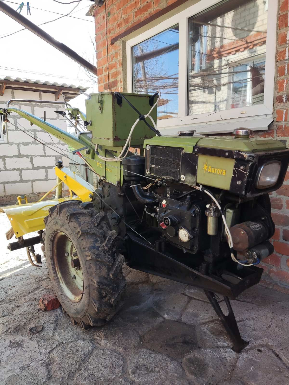 Мотоблок Аврора-81Д