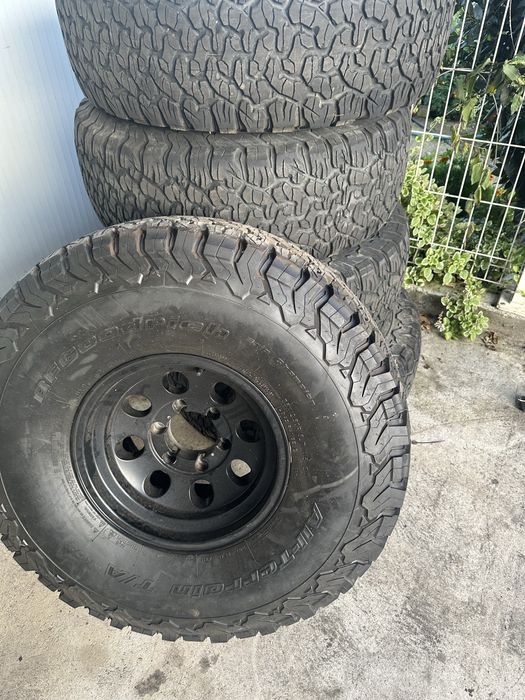 Pneus e jantes 35 12.5 15