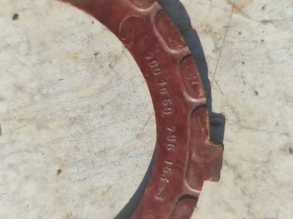 Сухари сцепления мото