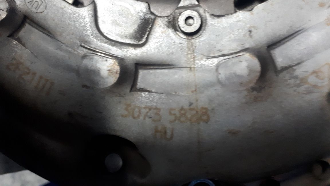 Koło dwumadowe Volvo V40 D3