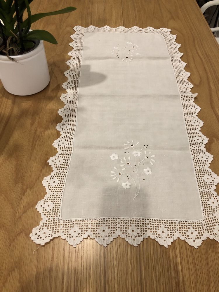 Conjunto de Naperons em renda