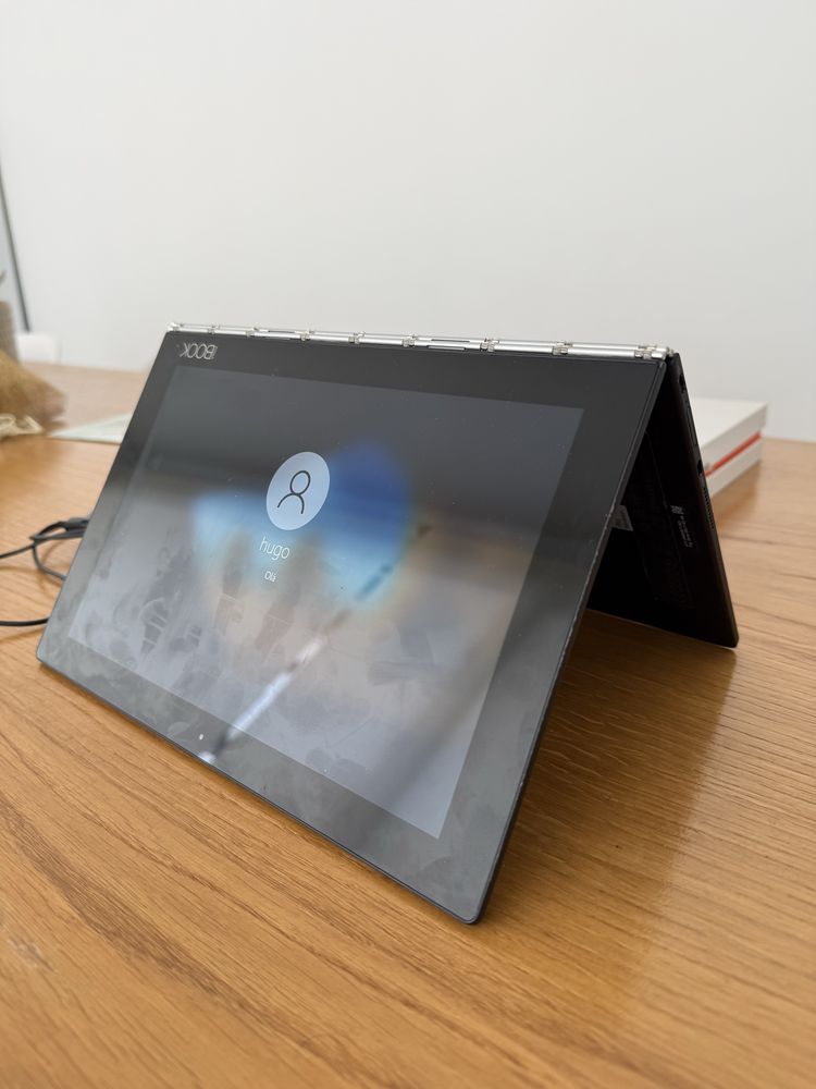 Lenovo yoga book