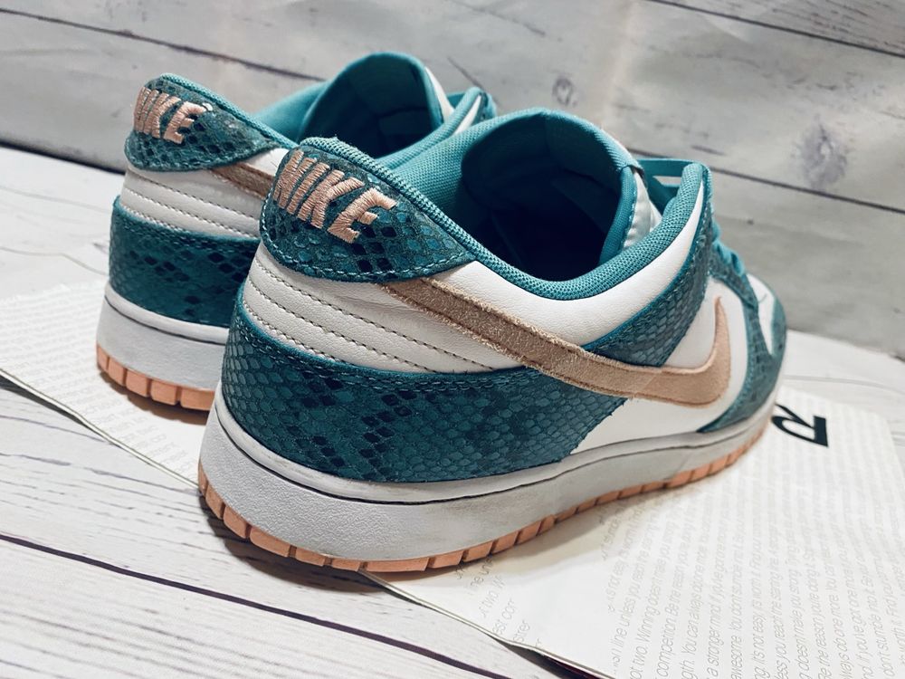 Кроссовки NIKE DUNK LOW SNAKESKIN GREEN DR8577-300 оригинал, р48.5