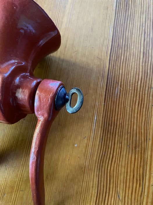 Чугунная ручная мясорубка BONA Германия старинная