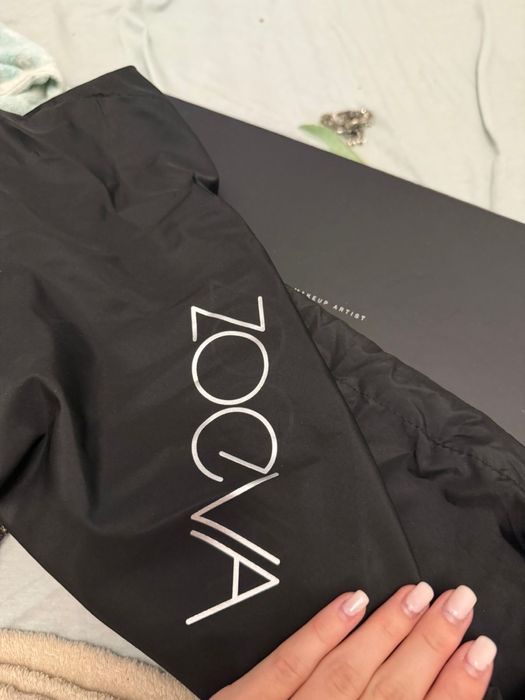 Набір пензлів в кейсі для візажу ZOEVA .Знижка  до кінця Листопада‼️