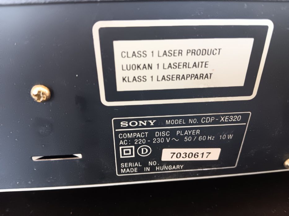 Leitor de CD CDP-XE320